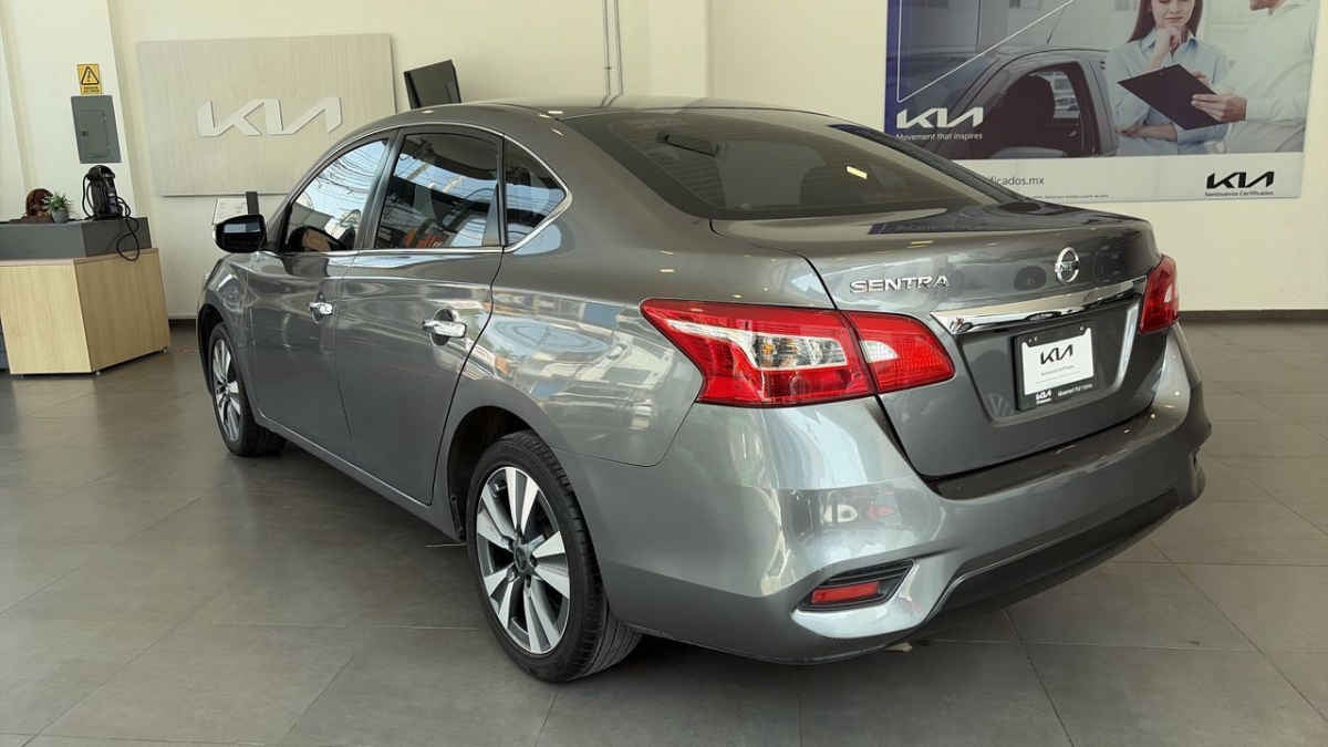 2019 Nissan Sentra 4p Exclusive L4/1.8 Aut Nave