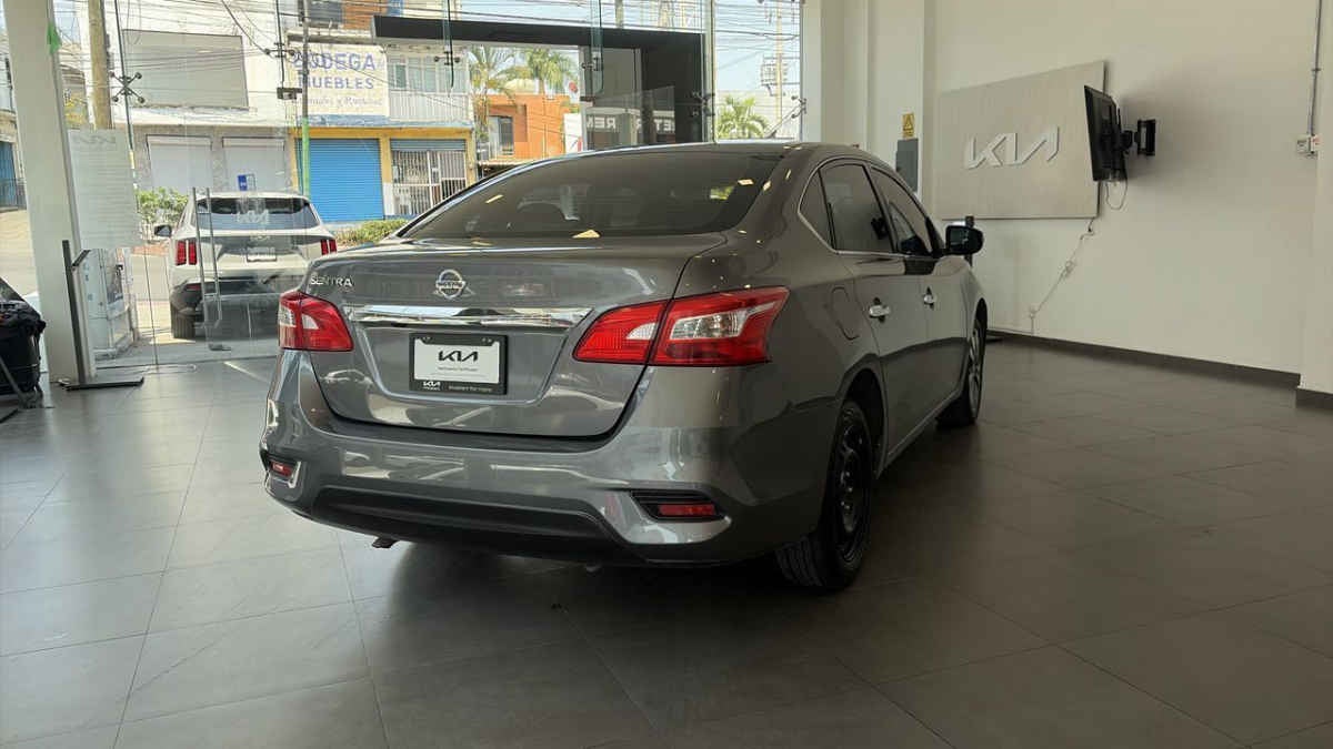 2019 Nissan Sentra 4p Exclusive L4/1.8 Aut Nave