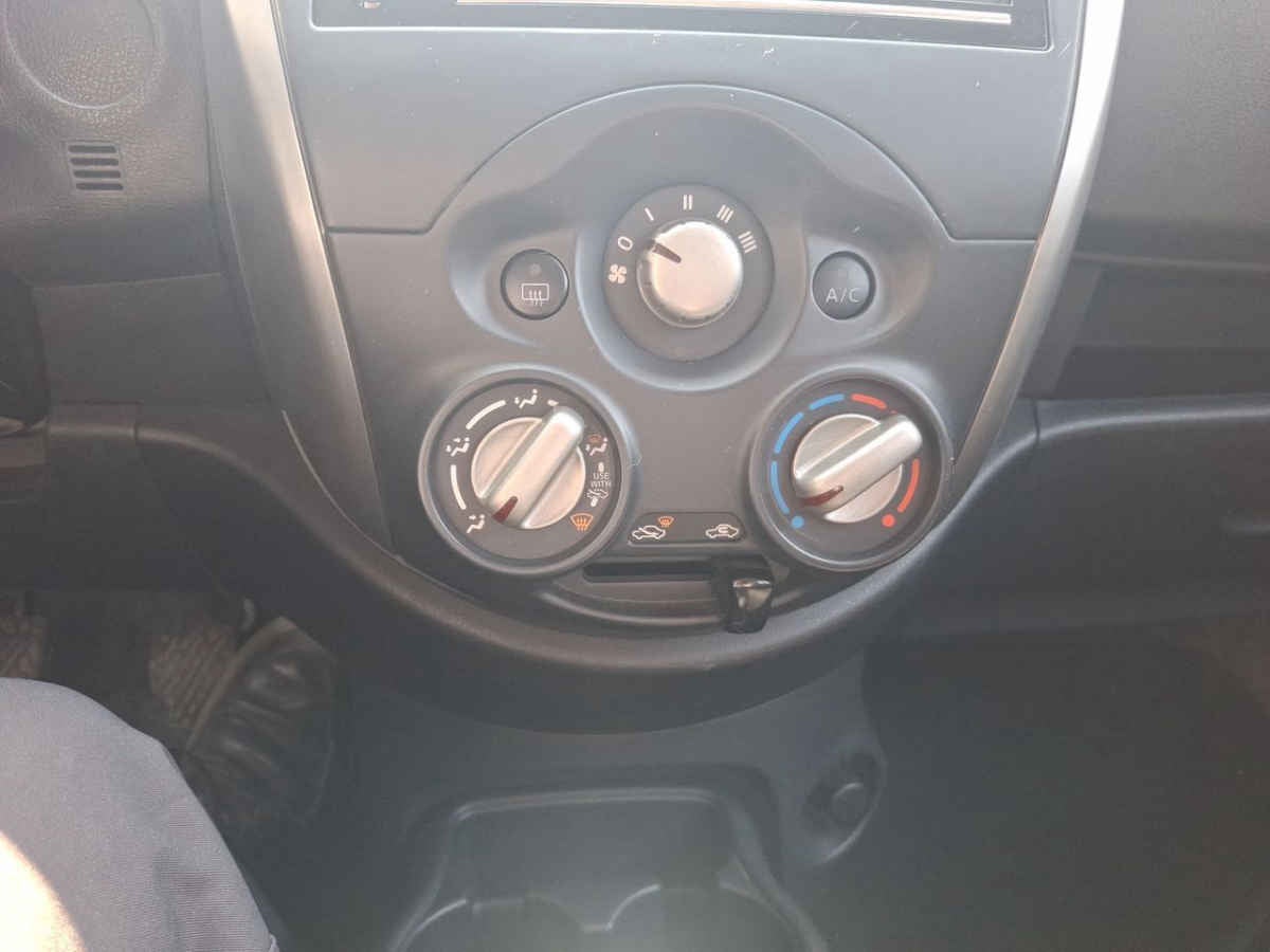 2020 Nissan March 5p Advance L4/1.6 Man