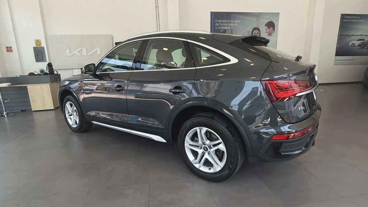 2023 Audi Q5 5p Select Sportback L4/2.0/T Aut MHEV