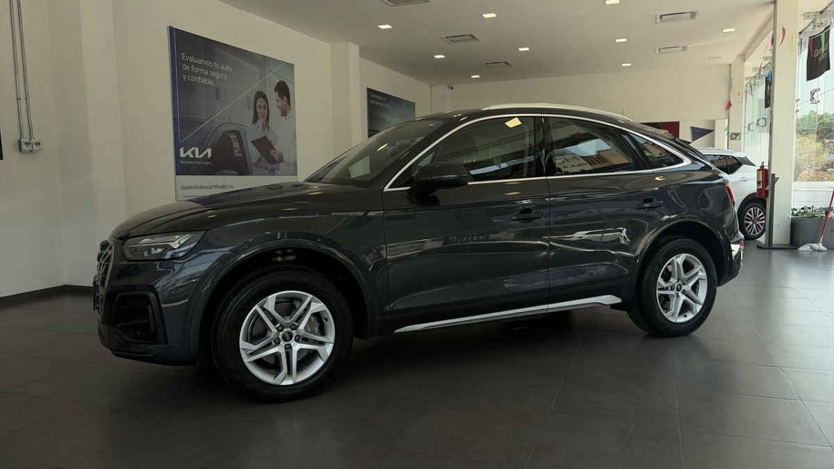 2023 Audi Q5 5p Select Sportback L4/2.0/T Aut MHEV