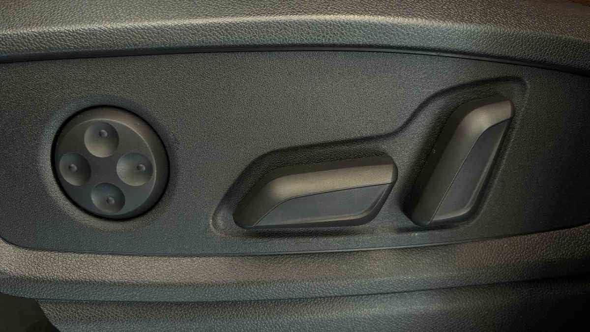 2023 Audi Q5 5p Select Sportback L4/2.0/T Aut MHEV