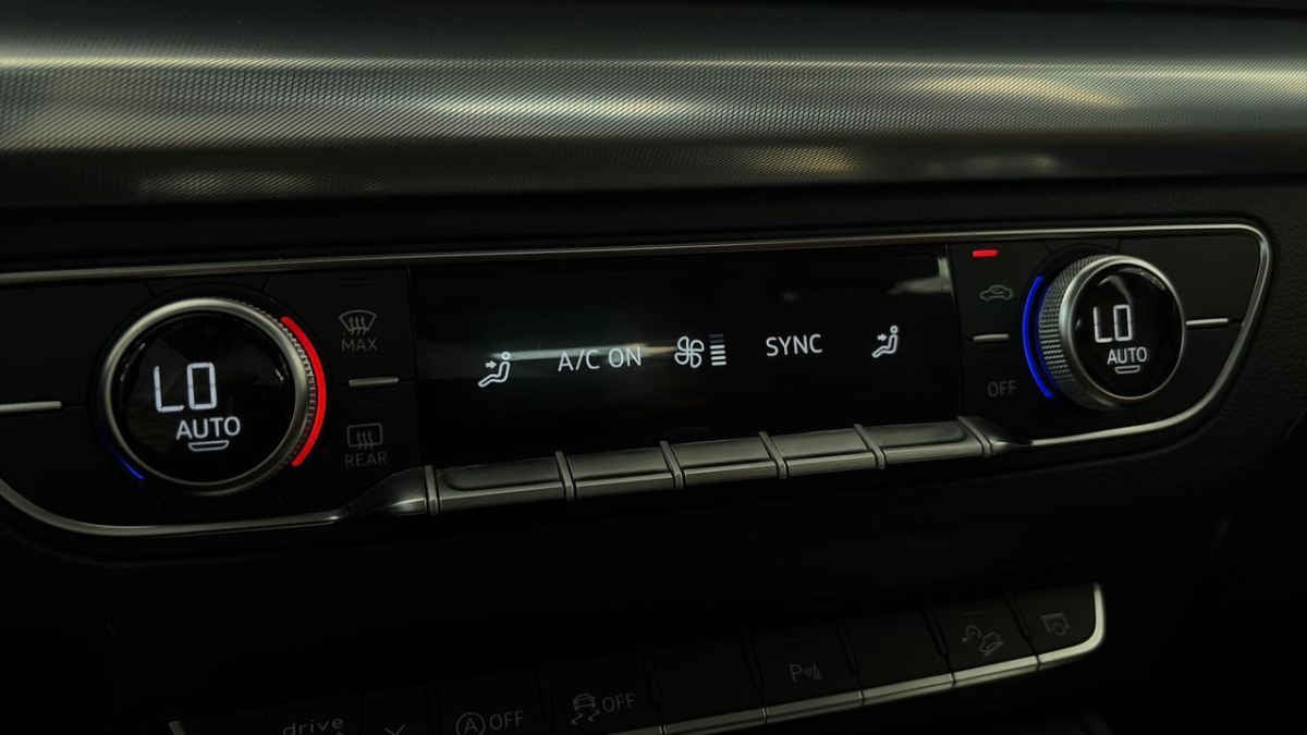 2023 Audi Q5 5p Select Sportback L4/2.0/T Aut MHEV