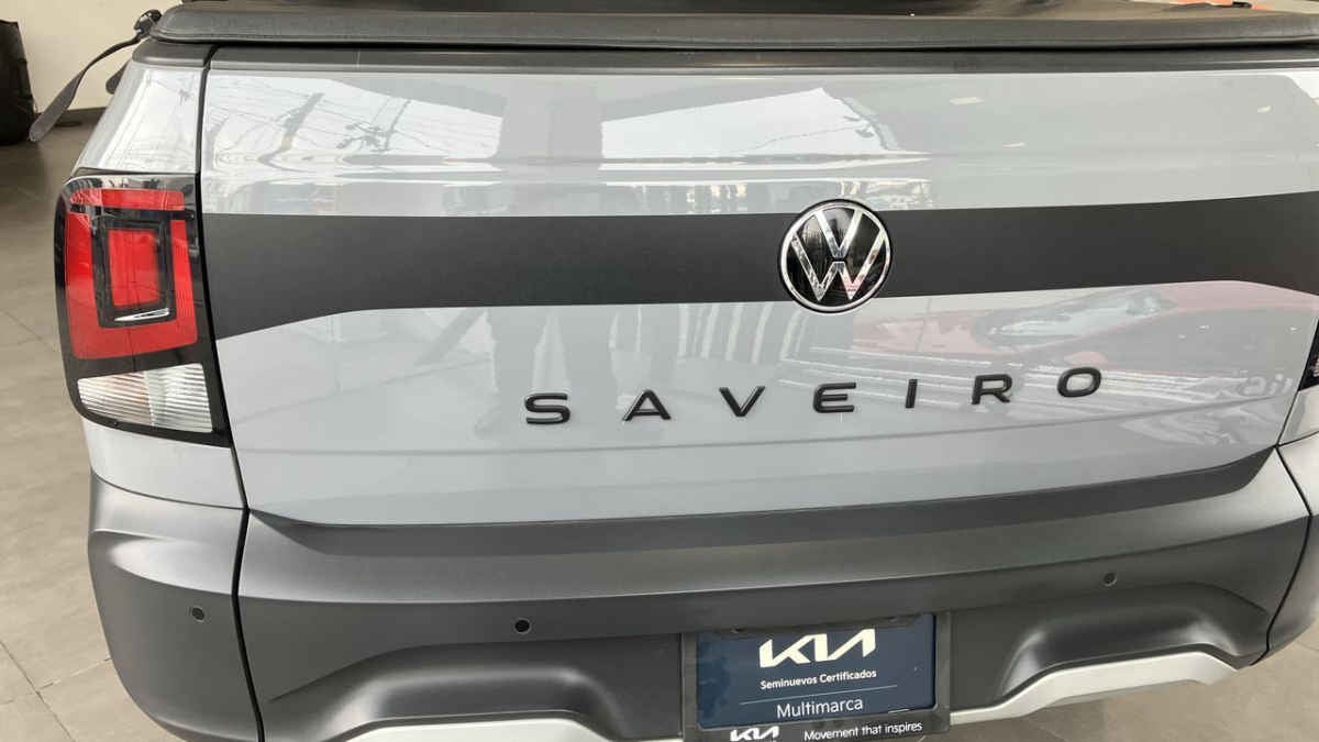 2025 Volkswagen Saveiro 4p Extreme Doble Cab L4/1.6 Man