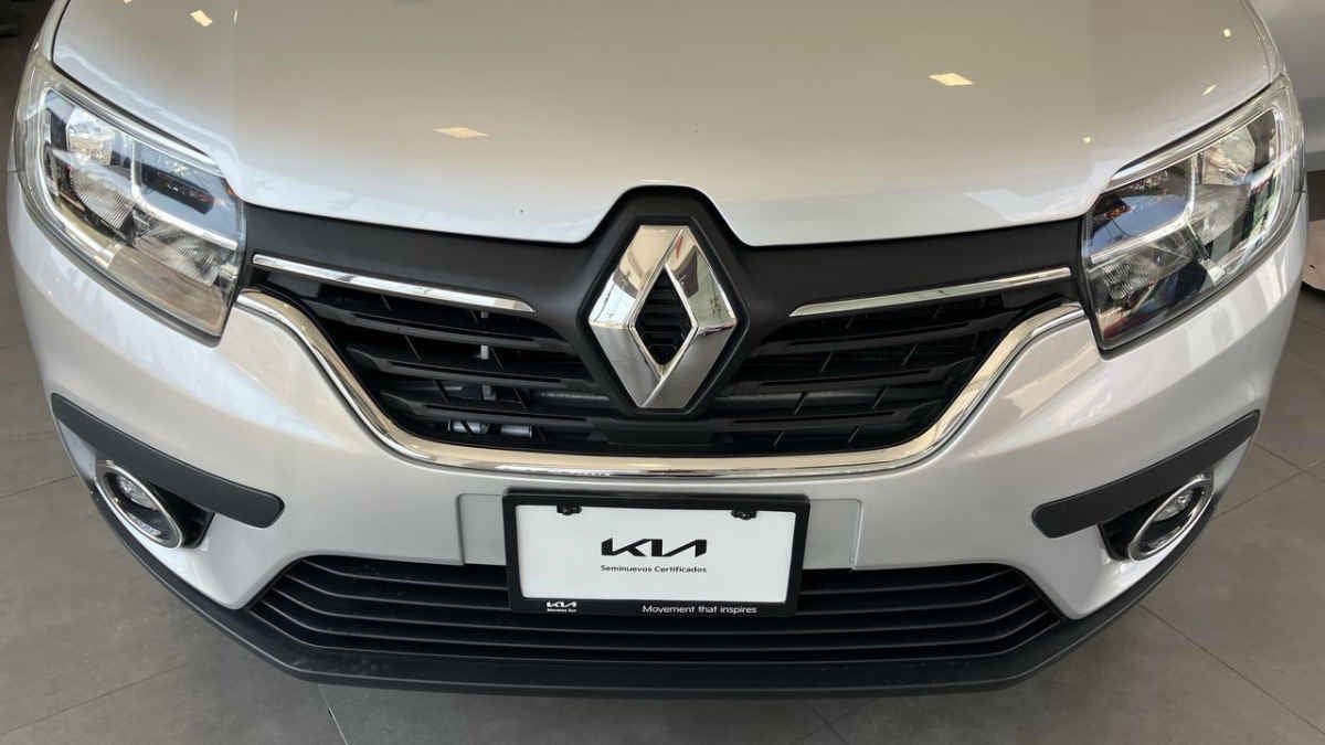 2024 Renault Logan 4p Intens L4/1.6 Aut