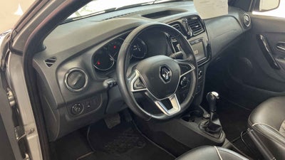 2024 Renault Logan 4p Intens L4/1.6 Aut