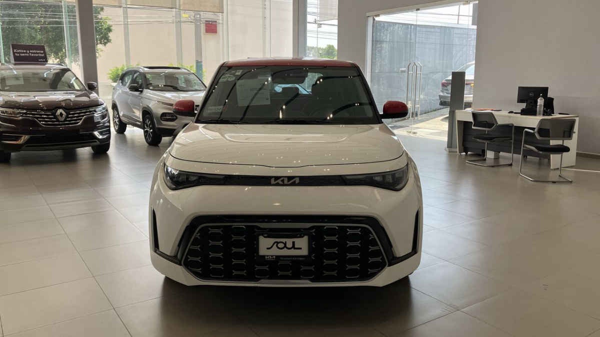 2023 Kia Soul 5p GT L4/2.0/T Aut