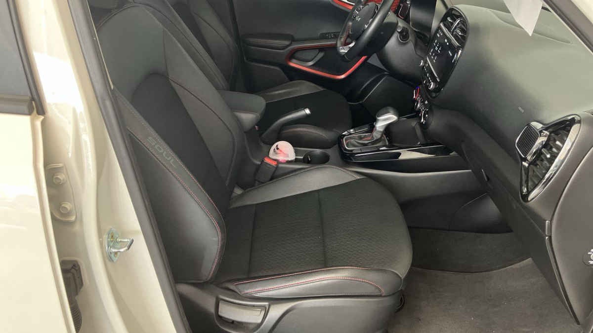 2023 Kia Soul 5p GT L4/2.0/T Aut