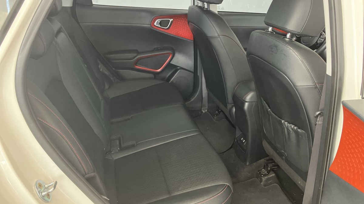 2023 Kia Soul 5p GT L4/2.0/T Aut